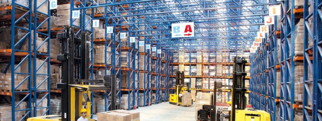 The Importance Of Using Racks And Shelves In Storage Systems